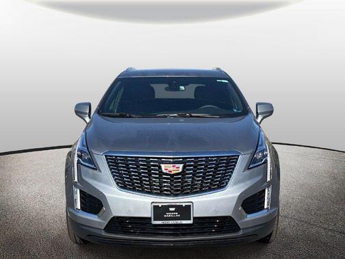 Argent Silver Metallic 2026 Cadillac XT5 Luxury
