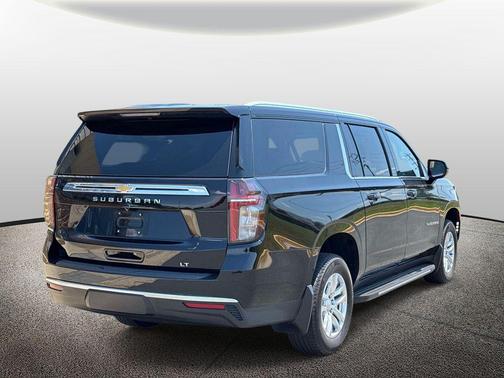 Black 2022 Chevrolet Suburban LT