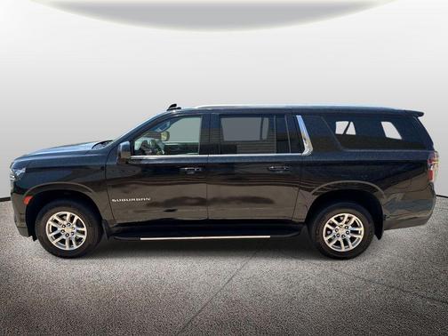 Black 2022 Chevrolet Suburban LT