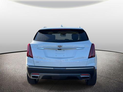 Crystal White Tricoat 2026 Cadillac XT5 Premium Luxury