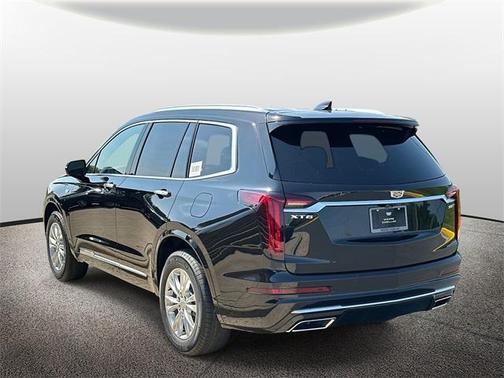 2025 Cadillac XT6 Luxury FWD