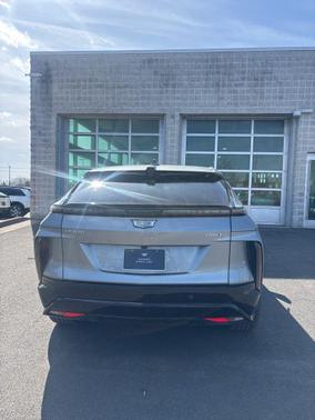 2024 Cadillac LYRIQ Sport