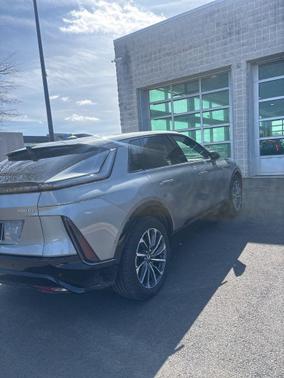 2024 Cadillac LYRIQ Sport