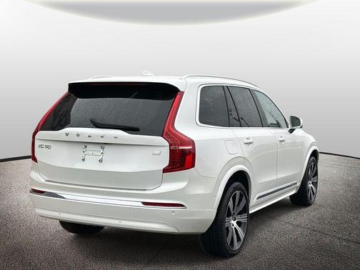 2024 Volvo XC90 Recharge Plug-In Hybrid T8 Ultimate 6-Seater
