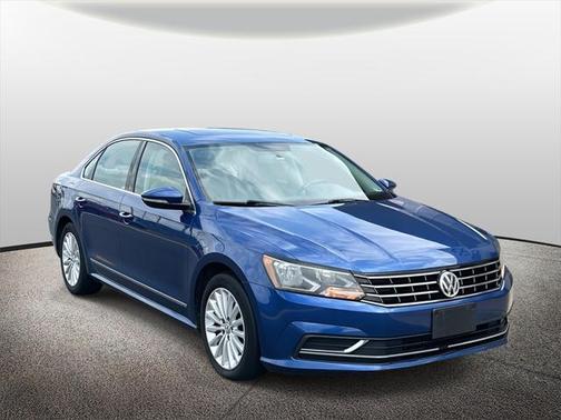 2017 Volkswagen Passat 1.8T SE
