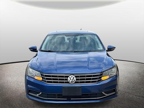 2017 Volkswagen Passat 1.8T SE