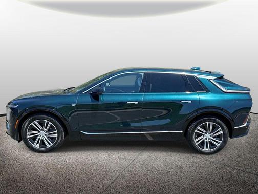 Emerald Lake Metallic 2024 Cadillac LYRIQ Luxury