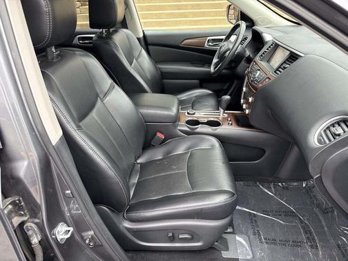 2018 Nissan Pathfinder Platinum