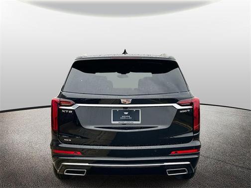 2025 Cadillac XT6 Luxury AWD