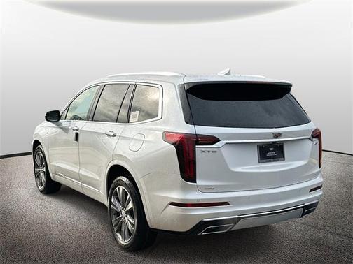 2025 Cadillac XT6 Premium Luxury AWD