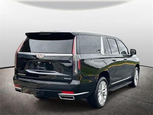 2022 Cadillac Escalade ESV Luxury