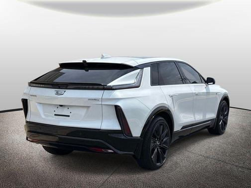 Crystal White Tricoat 2024 Cadillac LYRIQ Sport