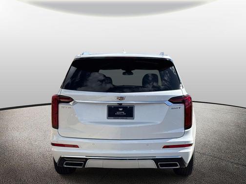 Crystal White Tricoat 2025 Cadillac XT6 Luxury FWD