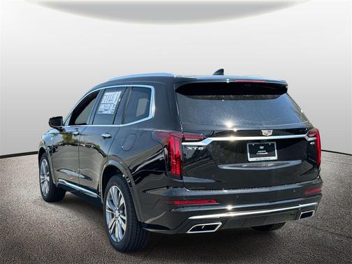 2025 Cadillac XT6 Premium Luxury FWD