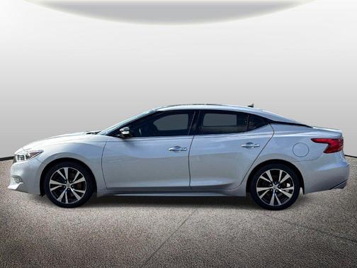 Brilliant Silver 2017 Nissan Maxima 3.5 Platinum