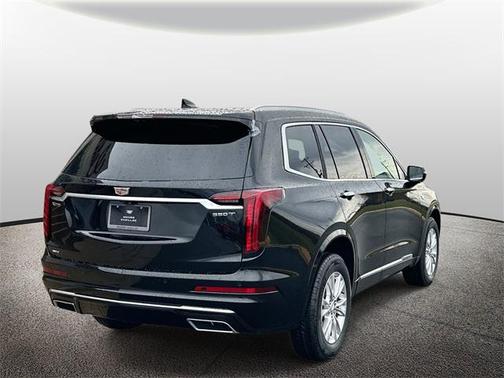 2025 Cadillac XT6 Luxury AWD