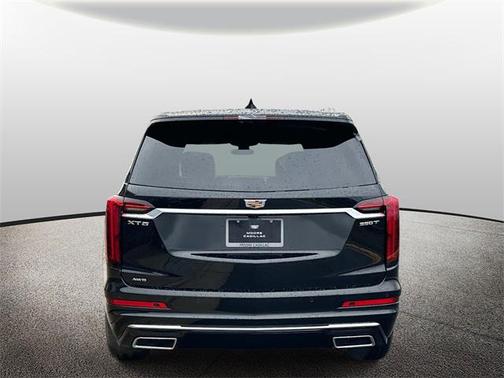 2025 Cadillac XT6 Luxury AWD