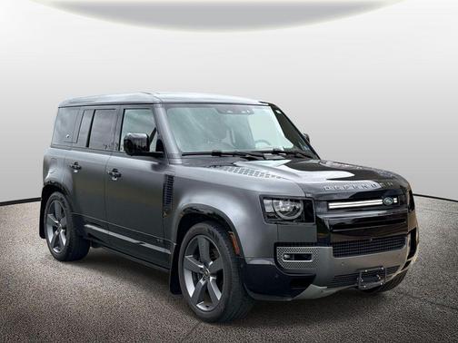 Carpathian Grey Premium Metallic 2024 Land Rover Defender 110 P525 Carpathian Edition