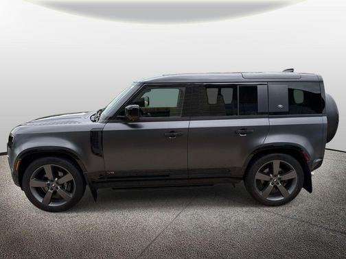 Carpathian Grey Premium Metallic 2024 Land Rover Defender 110 P525 Carpathian Edition