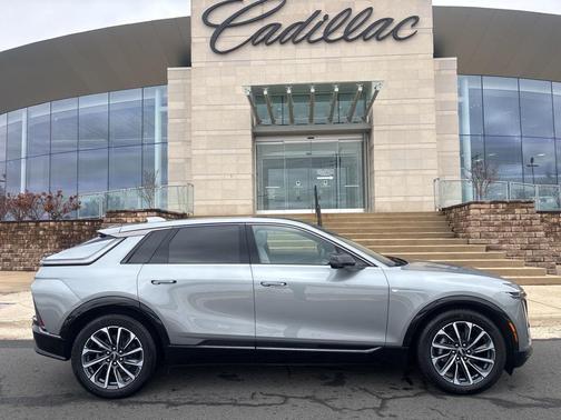 2024 Cadillac LYRIQ Sport