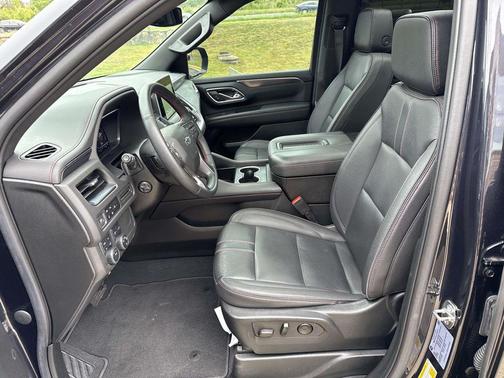 Dark Ash Metallic 2023 Chevrolet Suburban RST
