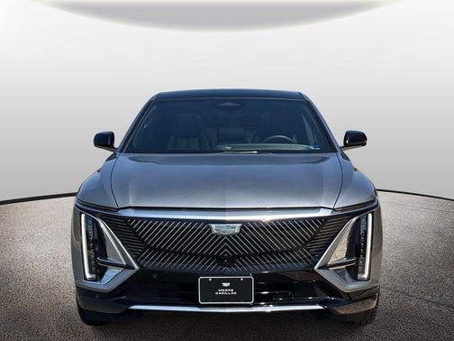 Argent Silver Metallic 2025 Cadillac LYRIQ Luxury