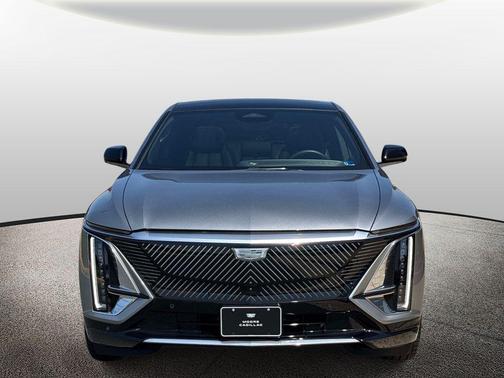 Argent Silver Metallic 2025 Cadillac LYRIQ Luxury