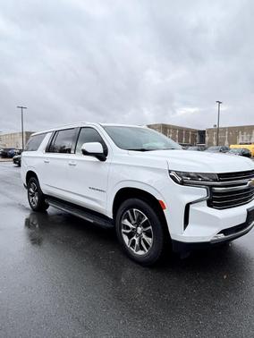 2022 Chevrolet Suburban LT