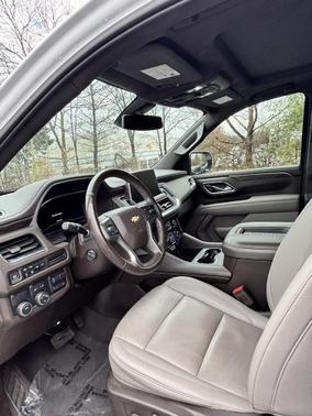 2022 Chevrolet Suburban LT