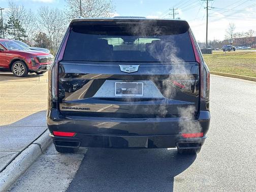 2024 Cadillac Escalade ESV Sport Platinum