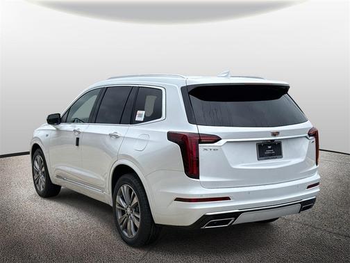 2025 Cadillac XT6 Premium Luxury FWD