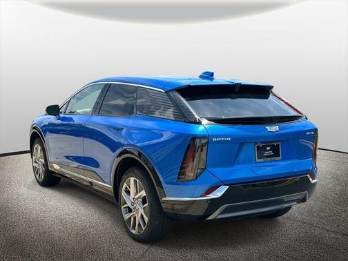 2025 Cadillac OPTIQ Luxury 2 AWD