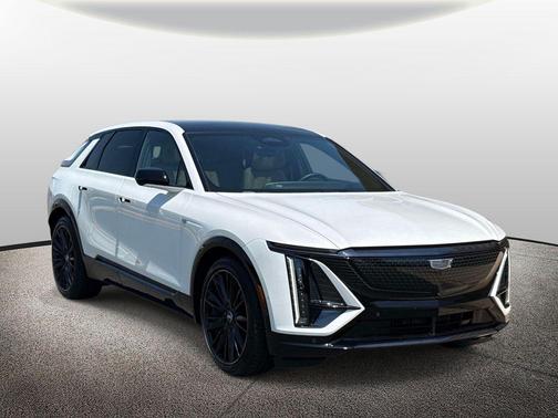 Crystal White Tricoat 2025 Cadillac LYRIQ Sport