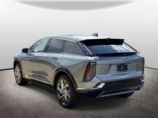 Argent Silver Metallic 2026 Cadillac OPTIQ Luxury