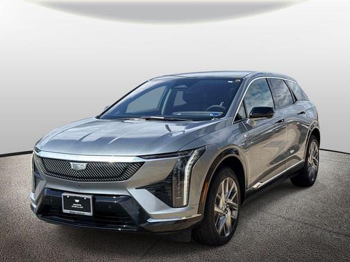 Argent Silver Metallic 2026 Cadillac OPTIQ Luxury