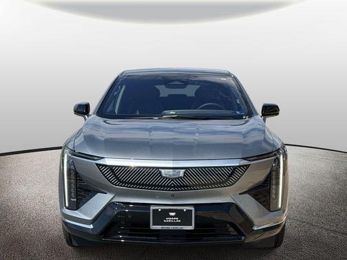 Argent Silver Metallic 2026 Cadillac OPTIQ Luxury