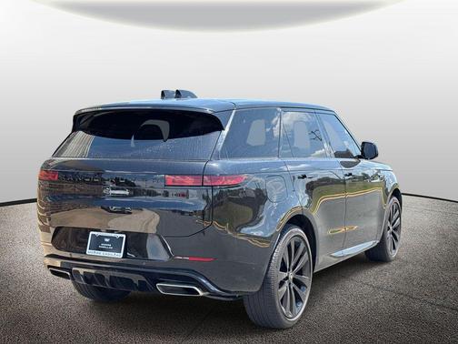 Santorini Black Metallic 2025 Land Rover Range Rover Sport SE