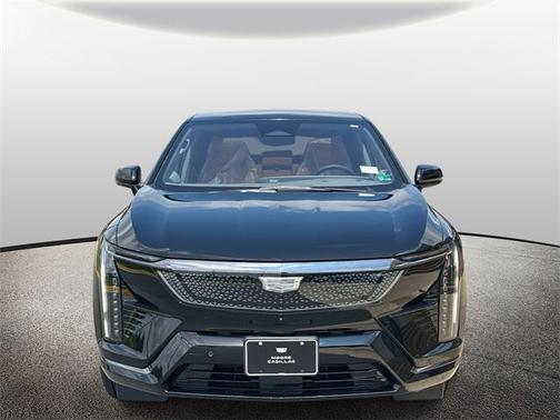 2025 Cadillac OPTIQ Sport 2 AWD