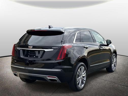 Stellar Black Metallic 2024 Cadillac XT5 Premium Luxury