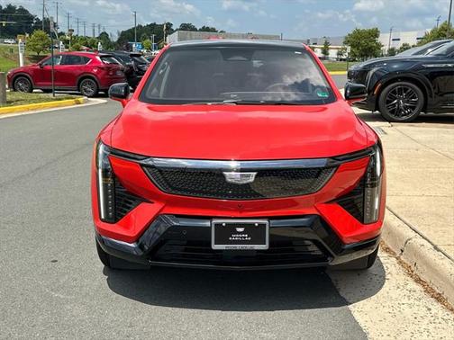 2025 Cadillac OPTIQ Sport 2 AWD