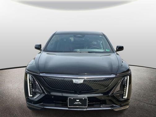 2025 Cadillac LYRIQ Sport