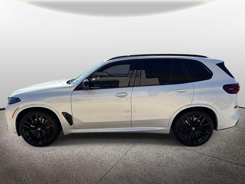 2025 BMW X5 M60i
