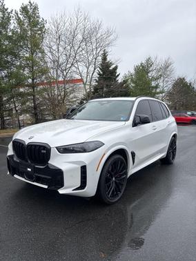 2025 BMW X5 M60i