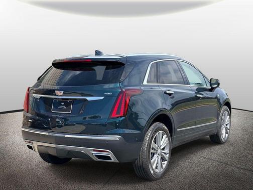 Emerald Lake Metallic 2026 Cadillac XT5 Premium Luxury