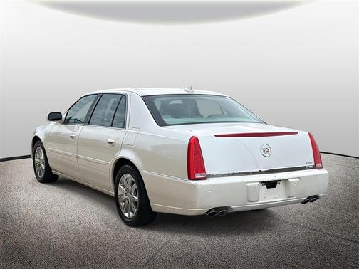 2011 Cadillac DTS Premium Collection
