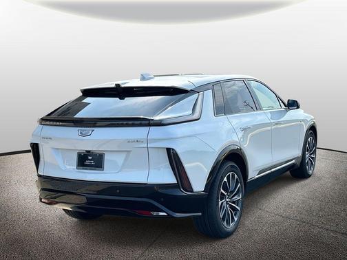 2025 Cadillac LYRIQ Sport