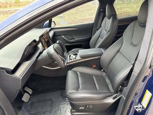 2022 Tesla Model X Dual Motor All-Wheel Drive