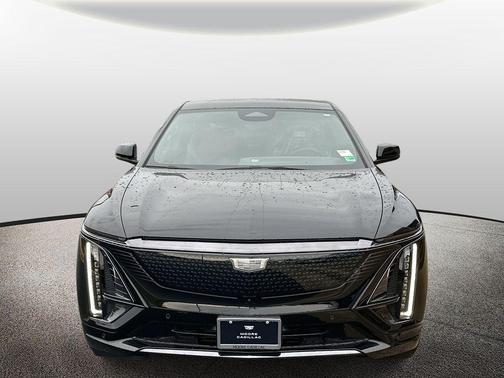 2025 Cadillac LYRIQ Sport