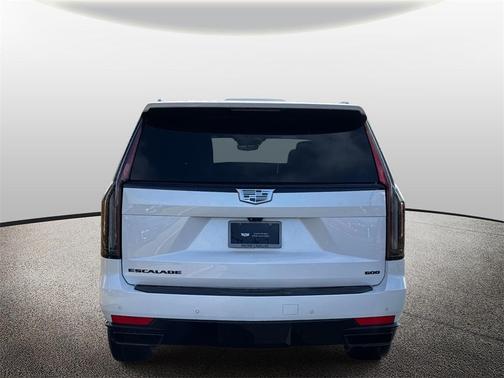 2022 Cadillac Escalade Sport