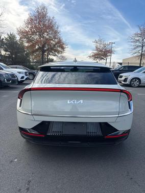 2023 Kia EV6 Wind